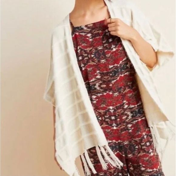 Anthropologie Akemi + Kin One Size Chenille Knit Open Front Pomcho in Ivory - Picture 1 of 6